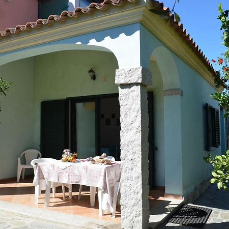 Iss Travel, La Padula - Apartments With Private Veranda And Parking San Teodoro  Buitenkant foto